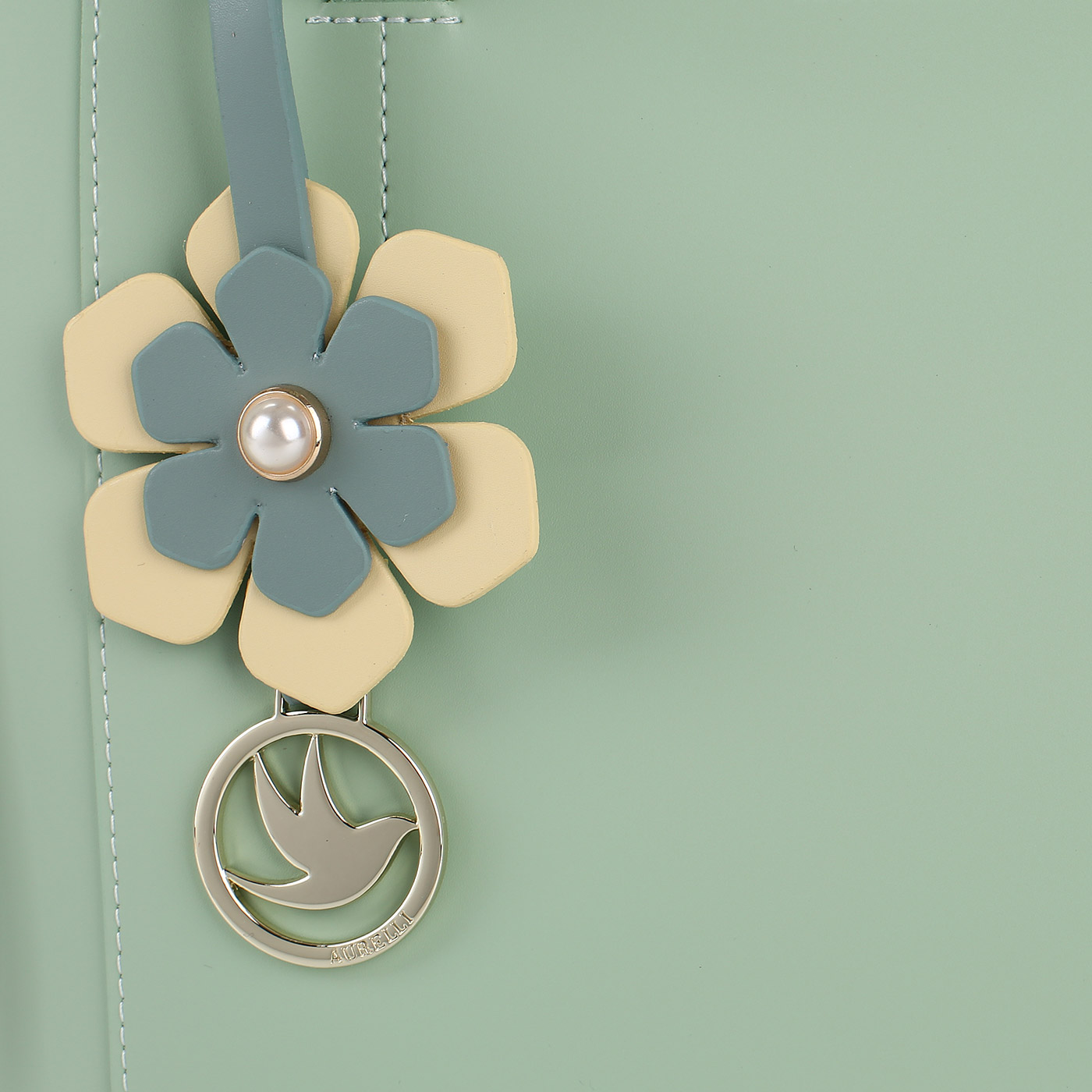 Сумка из зеленой кожи Aurelli 